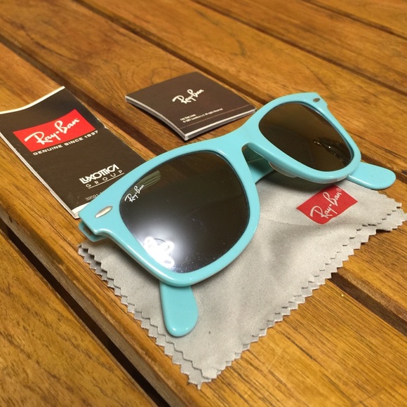 Ray-Ban Accessories - Ray-ban 😎 Original Wayfarer Outsiders RB2140