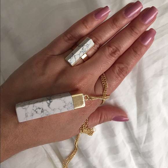 Drop marble pendant necklace & ring set - Picture 3 of 3