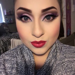 Meet your Posher, Ivette