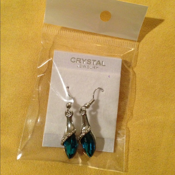 Beautiful dark blue crystal costume jewelry