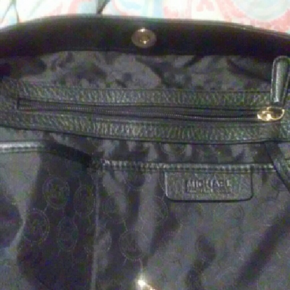 Michael kors handbag - Picture 2 of 4