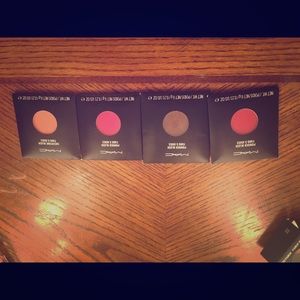 MAC refill blushes