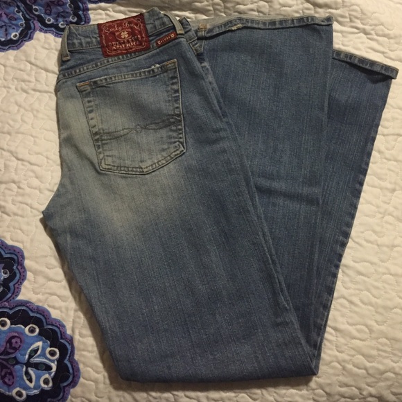 Lucky Brand Dungarees prevsly loved ship discount