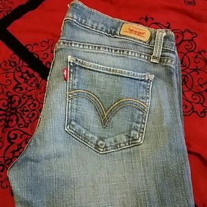 LEVIS