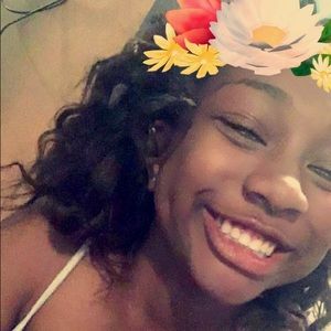 Meet your Posher, Jaira