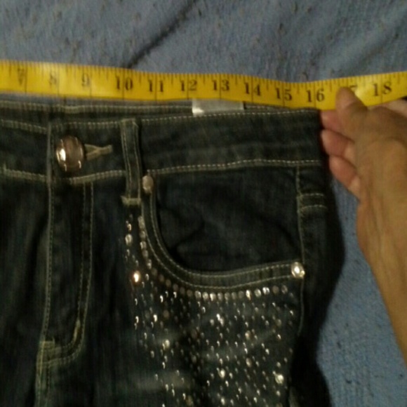 Distressed Rhinestones Skinny Jeans 9 - Picture 4 of 4