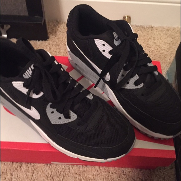 Nike AirMax 90 Essential