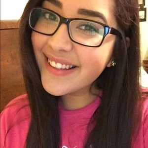 Meet your Posher, Migdalia