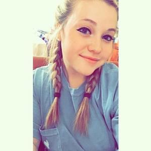 Meet your Posher, Rebekah