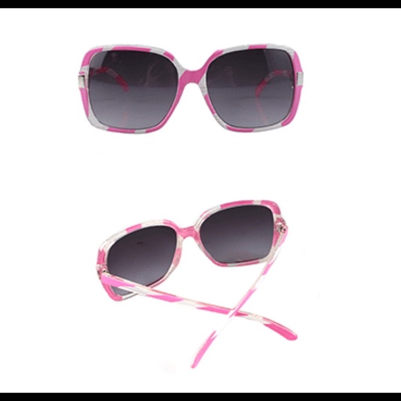 SOLD Women's Chic and Modern Sunglasses (PINK) - Picture 3 of 4