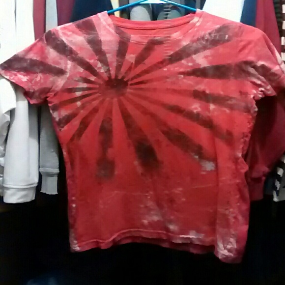 Sinful: t-shirt