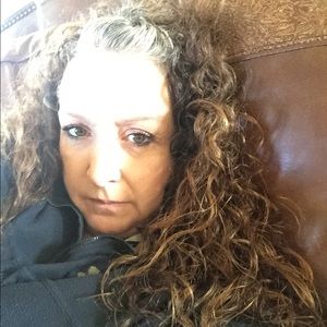 Meet your Posher, Paula