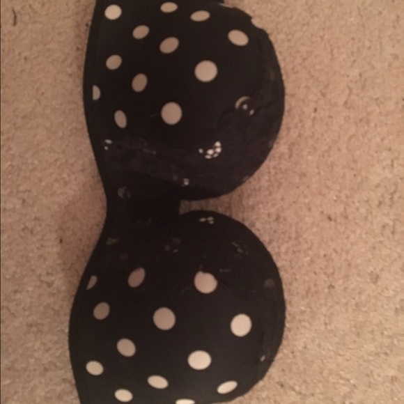 Victoria's Secret bombshell bra