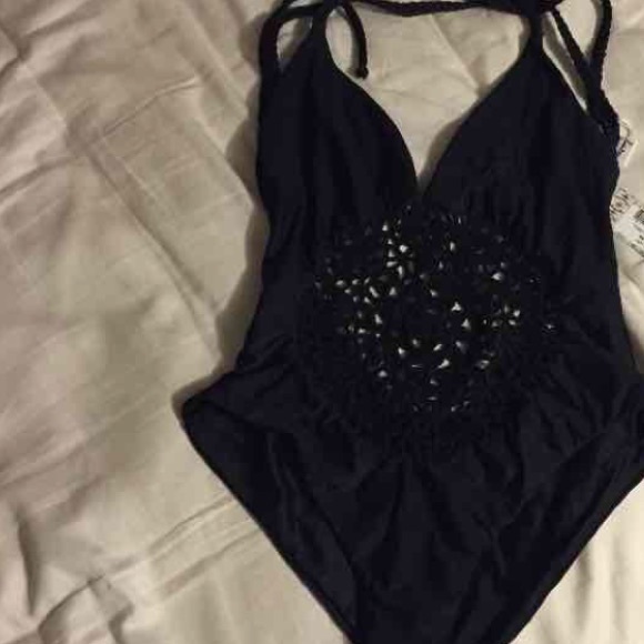 Frankie's Bikini poppy black one piece (lookalike) - Picture 2 of 2