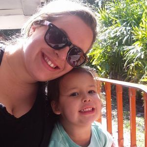 Meet your Posher, Kayla