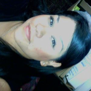 Meet your Posher, Faviola