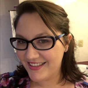 Meet your Posher, Nikki