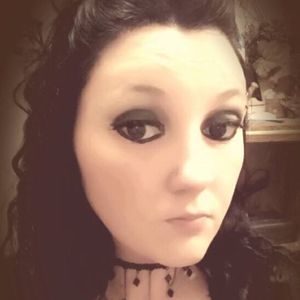 Meet your Posher, Brandy