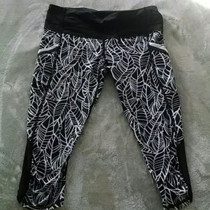 Lululemon Mesh Speed Tight, Size 6