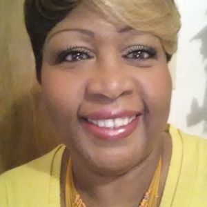 Meet your Posher, Denise