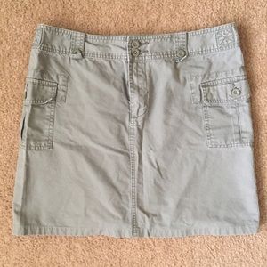 Old Navy Army green Cargo skirt Medium