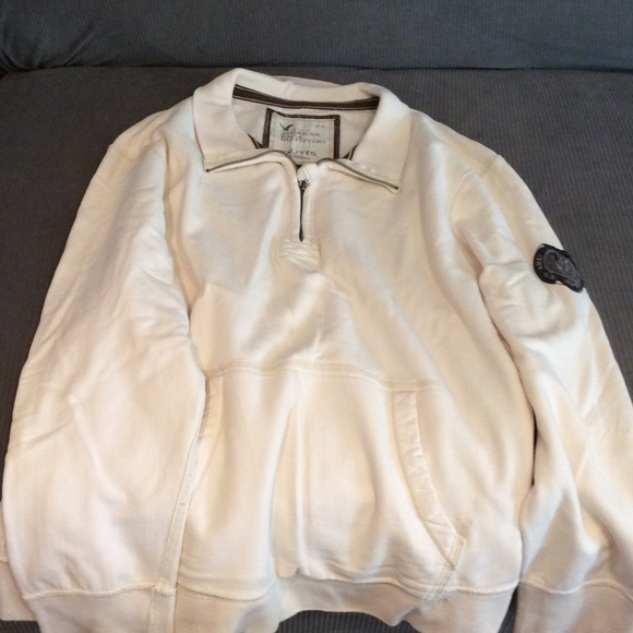 Men's American Eagle pullover