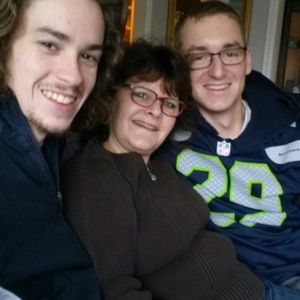 Meet your Posher, Holly