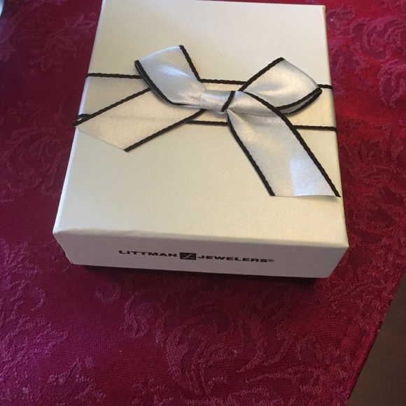 New 1/10 diamond sterling silver bar necklace