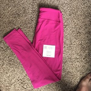 Brand new Lularoe OS leggings