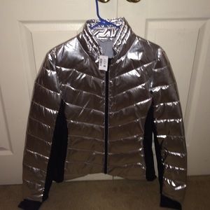 A nice puff jacket .