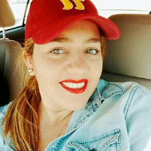 Meet your Posher, Sara