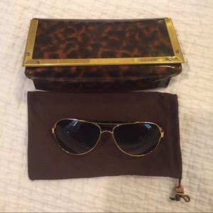 Tory burch aviator sunglasses