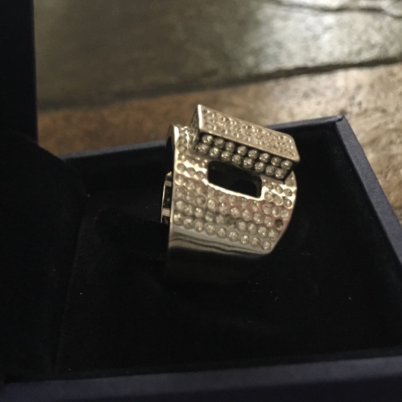 Another Swarovski Empire ring - Picture 2 of 4