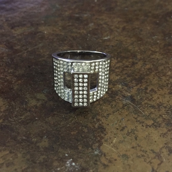 Another Swarovski Empire ring - Picture 4 of 4