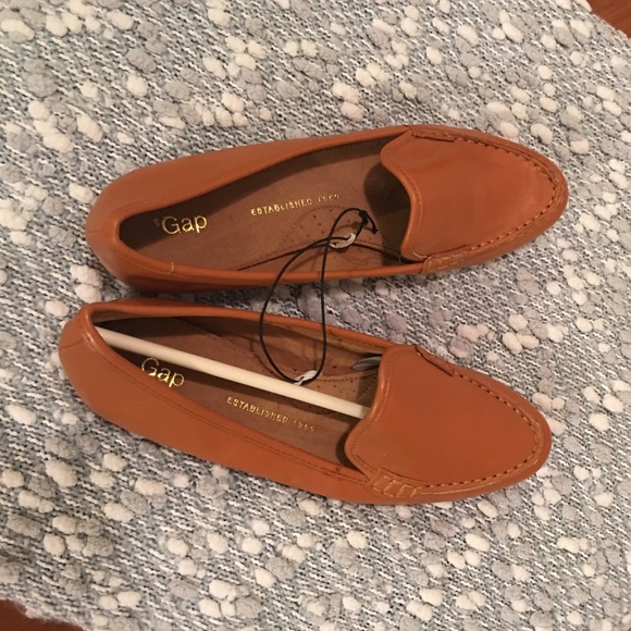 Gap Women's Loafers Sz 8 Brand New