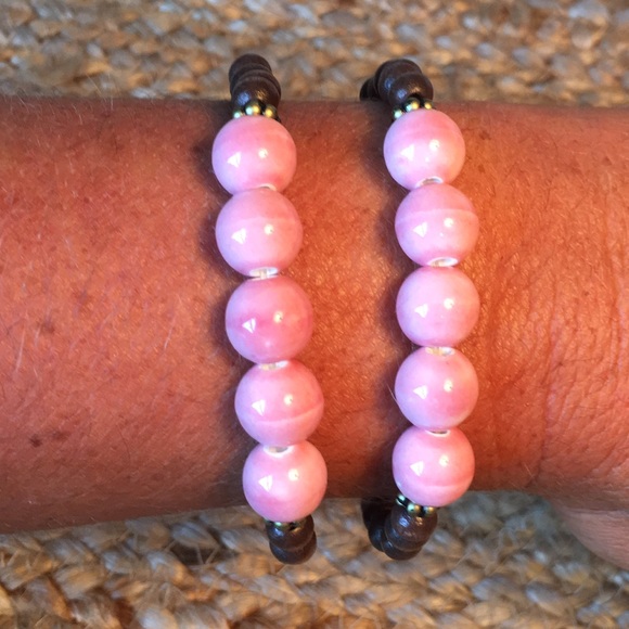 Set of 2 Pink Beaded Bracelets - Picture 2 of 2