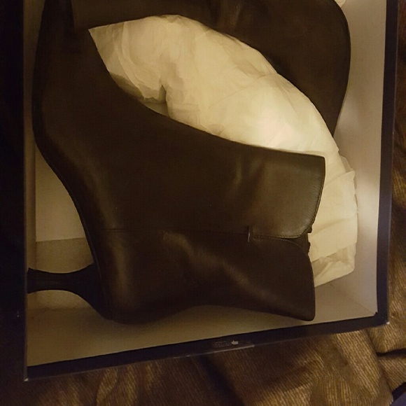 Stuart weitzman bonsoir cola calf boots