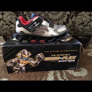Skechers Mega Flex Boys size 13- New in Box