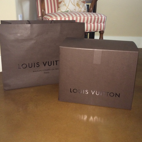 Louis Vuitton Bag & Box - Picture 1 of 1