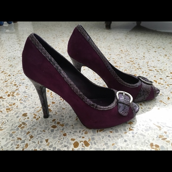 Purple suede Nine Wast pumps with snakeskin trim