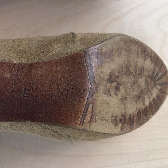 Heeled ankle boots - Picture 3 of 3