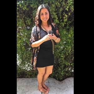 Meet your Posher, Anissa