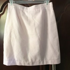 Pink seersucker skirt fits size 2/4