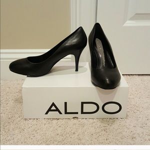 Aldo black pumps