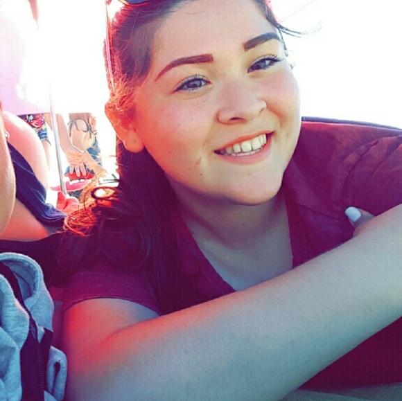 Meet your Posher, Ashley