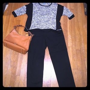 ➕Black denim jeans