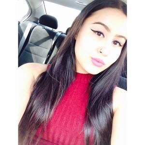 Meet your Posher, Sandy