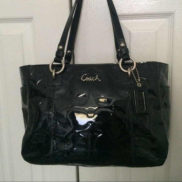 *Price Drop* Coach F17728 Gallery Patent Leather