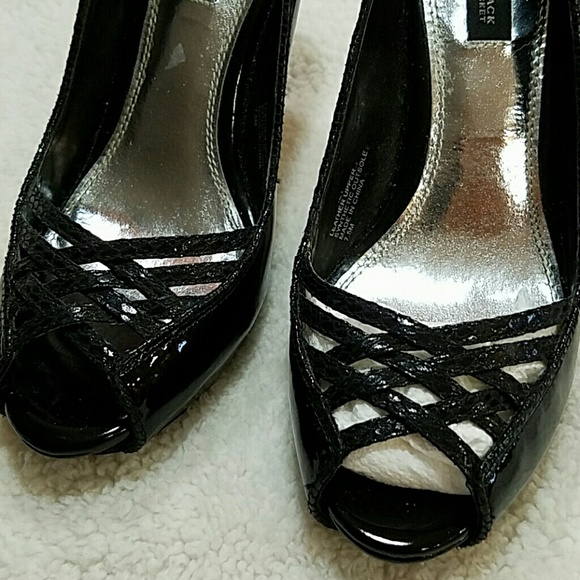 White House/ Black Market Peep Toe Heels - Picture 4 of 4