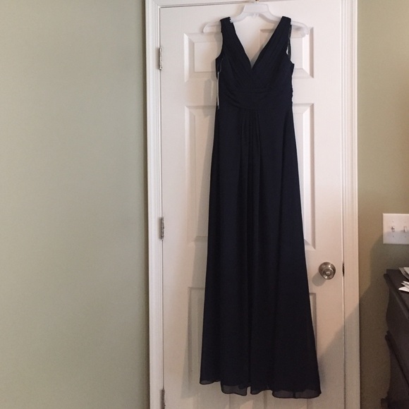 NWT!! Navy Blue Bridesmaid Dress! Size 6 - Picture 1 of 4